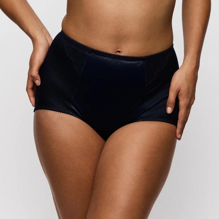 Primadonna Salerno. Shapewear Slip div. Farben